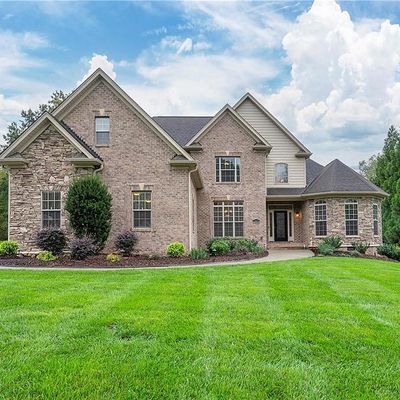 3644 Forsythia Trl, Clemmons, NC 27012