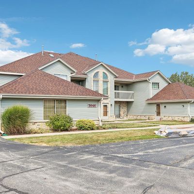 3646 E Barbara Ct, Unit 2, Oak Creek, WI 53154