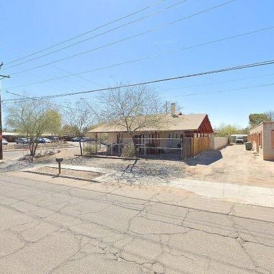 3656 E Blacklidge Dr, Tucson, AZ 85716