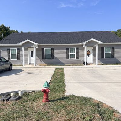 313 Davis St, Cowan, TN 37318