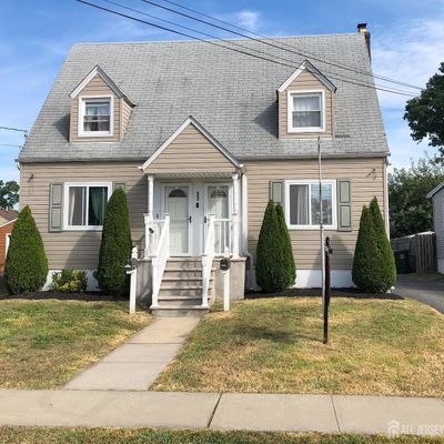 32 Avenel St, Avenel, NJ 07001