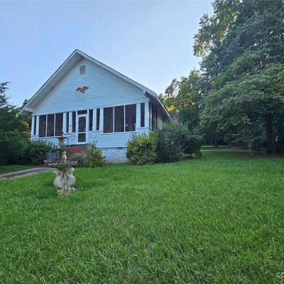 32 Pinecrest Ave, Great Falls, SC 29055