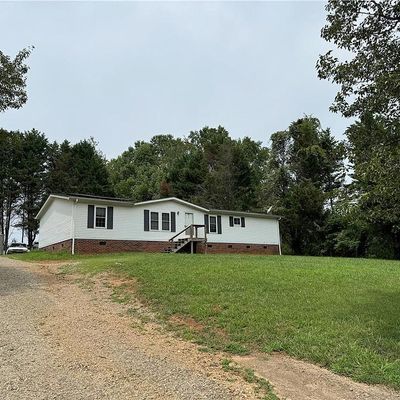 3236 Fishing Creek Rd, North Wilkesboro, NC 28659