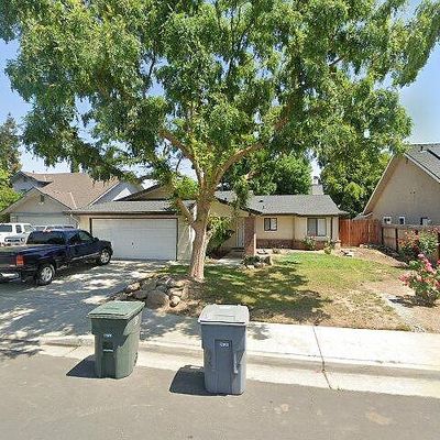 3243 Stanford Ave, Clovis, CA 93611