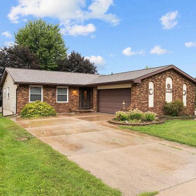 325 N Cherry St, Hortonville, WI 54944