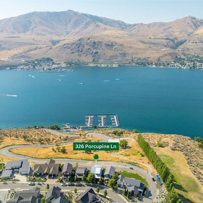 326 Porcupine Ln, Chelan, WA 98816