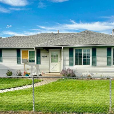 401 Obie Sue Ave, Worland, WY 82401