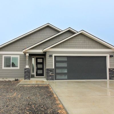 401 W Trinity Pr Nw, Benton City, WA 99320