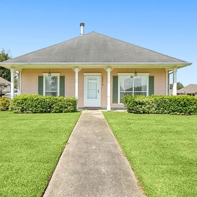 40278 La Rochelle Rd, Prairieville, LA 70769