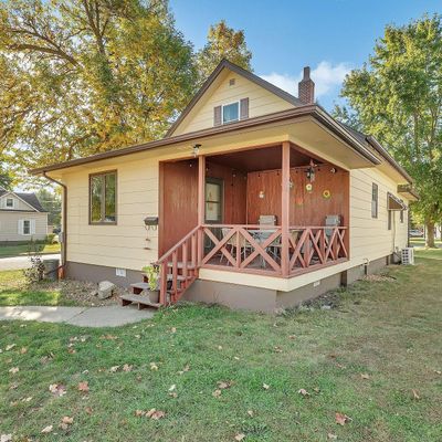 403 1 St St Sw, Melrose, MN 56352