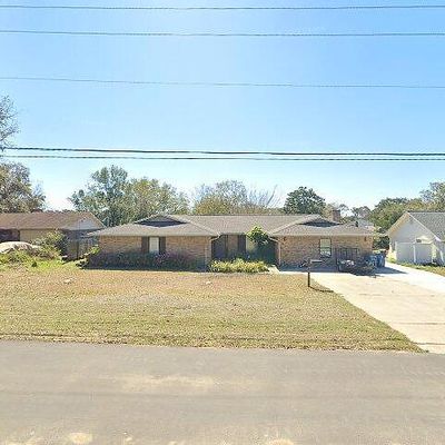 403 Shoreline Dr, Gulf Breeze, FL 32561