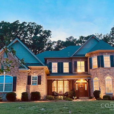 4049 Flowering Peach Rd, Waxhaw, NC 28173