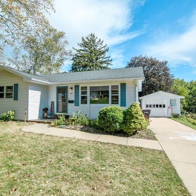 405 S 4 Th St, Mount Horeb, WI 53572