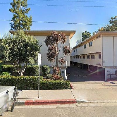 4062 Valeta St, San Diego, CA 92110