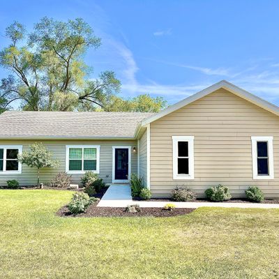 407 N Front St, Burlington, WI 53105