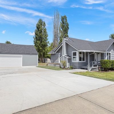 407 Warde St, Auburn, WA 98001