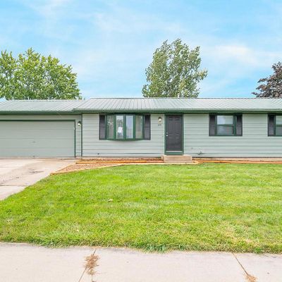 407 Zuider Ln, Oostburg, WI 53070