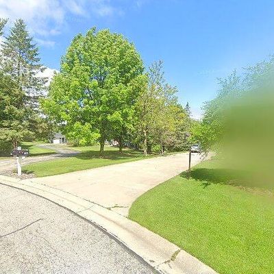 4076 Norway Pine Ct, Richfield, WI 53076