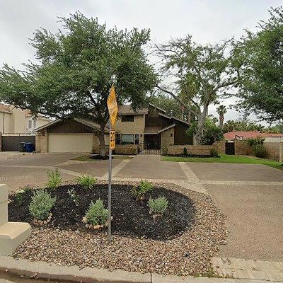 408 Manor Rd, Laredo, TX 78041