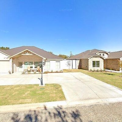 410 2 Nd St, Stanton, TX 79782