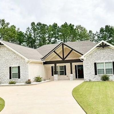 41 Lee Road 950, Smiths Station, AL 36877