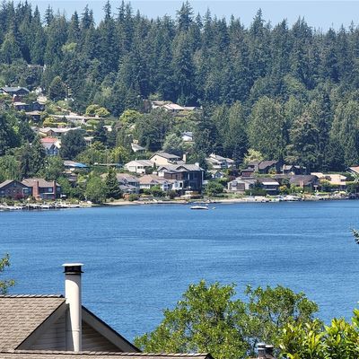 4165 178th Lane Se, Bellevue, WA 98008