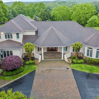 420 Fawns Run, Morganville, NJ 07751