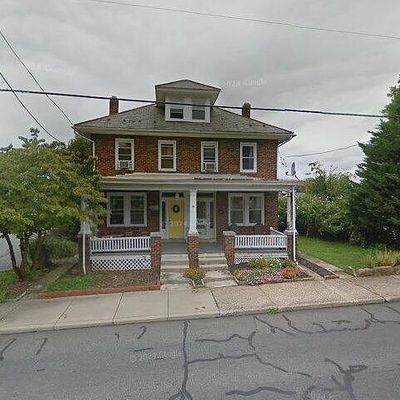 420 N State St, Ephrata, PA 17522