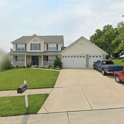 424 Spirit Dr, Lake Saint Louis, MO 63367