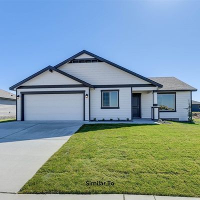 4242 W Sandy Lp, Moses Lake, WA 98837