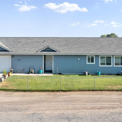 428 W 7 Th St, Warden, WA 98857