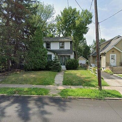 43 Mill St, Westwood, NJ 07675