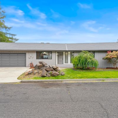 4306 Fellows Dr, Yakima, WA 98908