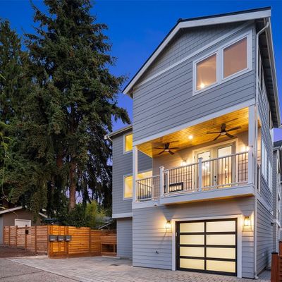 4326 C Sw Mills Street, Seattle, WA 98136