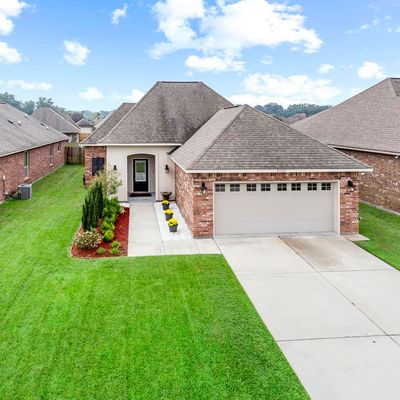 37285 Brigantines Ave, Prairieville, LA 70769