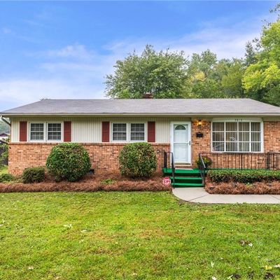 3813 Rolling Rd, High Point, NC 27265