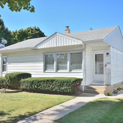 3821 S 20 Th St, Milwaukee, WI 53221