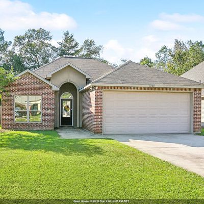 38221 Shelby Dr, Denham Springs, LA 70706