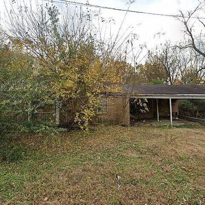 39 W Lincoln St, Alamo, TN 38001