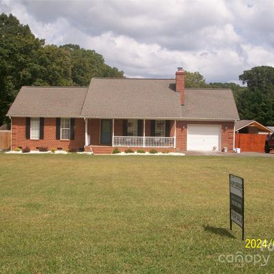 3905 Autumn Wood Dr, Monroe, NC 28112