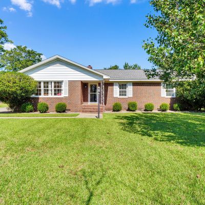 3917 Westover Rd, Wilmington, NC 28403