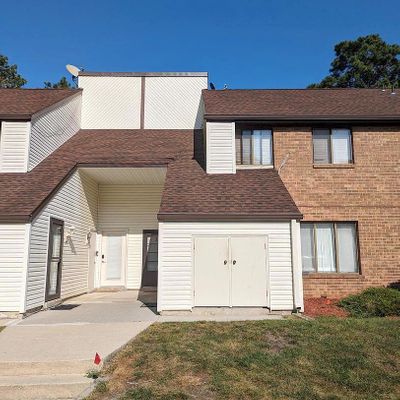 4 Country Pine Ln, Egg Harbor Township, NJ 08234