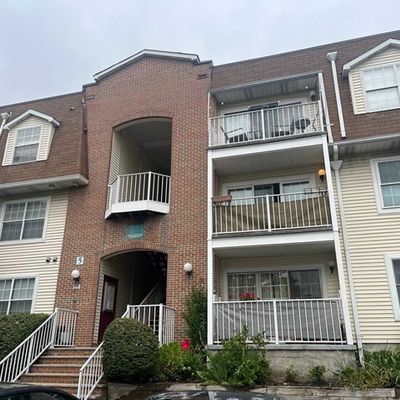 400 Crown Court #582, Edgewater, NJ 07020