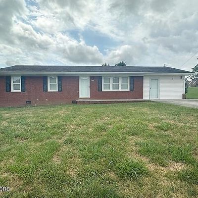 400 Redbird Cir, Cumberland Gap, TN 37724