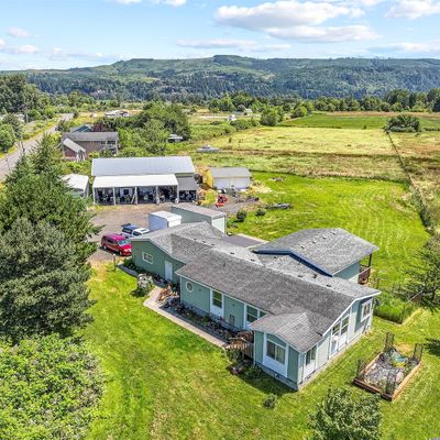 47 Schoolhouse Road, Cathlamet, WA 98612