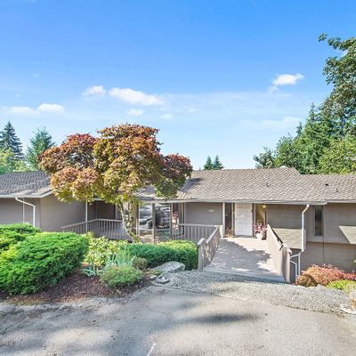 4825 88 Th Ave Se, Mercer Island, WA 98040