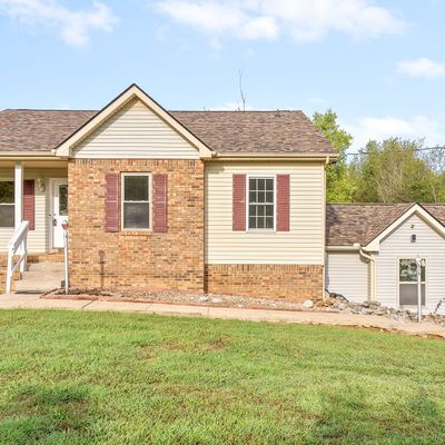 4846 Woodrow Rd, Woodlawn, TN 37191