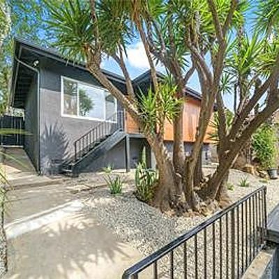 48th S, Los Angeles, CA 90068