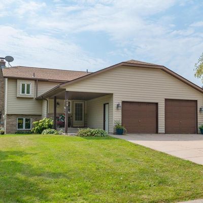 499 Ridge Ln, Chaska, MN 55318