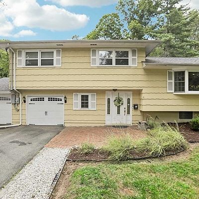 5 Ceely Ct, Allendale, NJ 07401